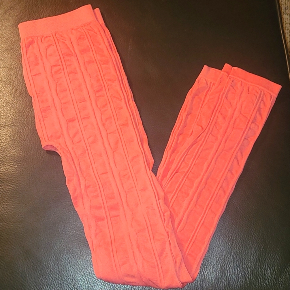 Juniors coral colored leggings